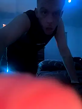 Snapshot of aus_guy93 chatting on November 14, 2025, 12:37 pm aus guy93 online show from November 14, 2025, 12:37 pm