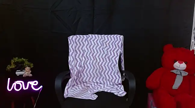 Snapshot of Naughty_Ayesha1 chatting on December 27, 2024, 2:47 am Naughty Ayesha1 online show from December 27, 2024, 2:47 am