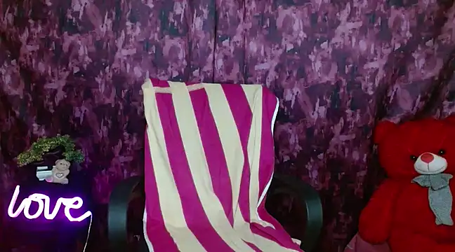 Snapshot of Naughty_Ayesha1 chatting on January 22, 2025, 3:09 am Naughty Ayesha1 online show from January 22, 2025, 3:09 am