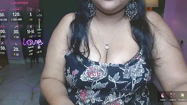 Snapshot of Naughty_Ayesha1 chatting on October 12, 2025, 6:34 am Naughty Ayesha1 online show from October 12, 2025, 6:34 am