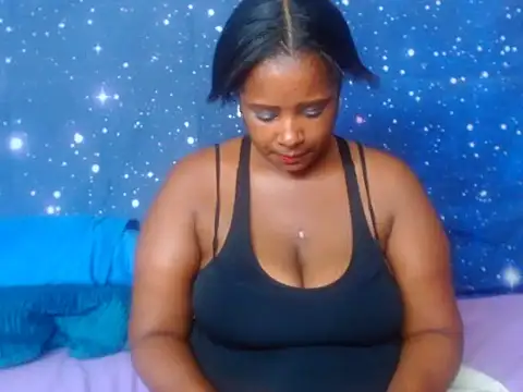 2Sweetysmile online show from February 18, 2025, 3:21 pm