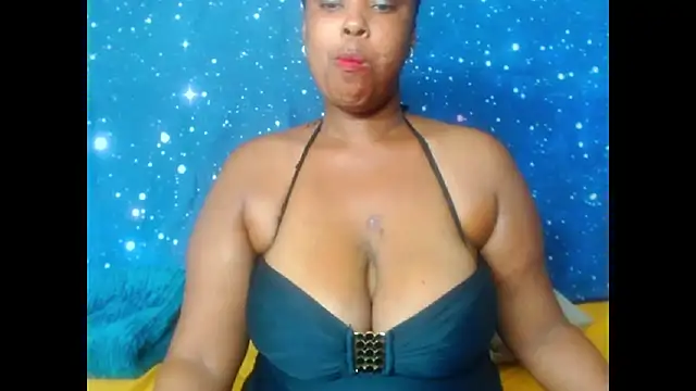 2Sweetysmile online show from March 6, 2025, 4:28 pm