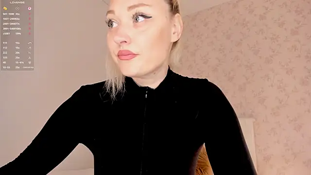 Snapshot of Allena_moan chatting on July 20, 2026, 10:18 am Allena moan online show from July 20, 2026, 10:18 am