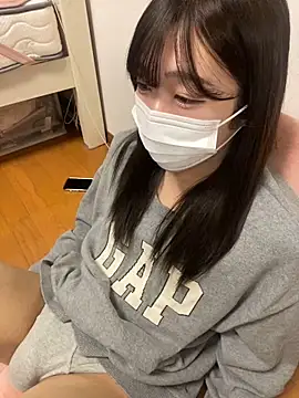 Snapshot of pantumieteruyo chatting on February 5, 2025, 1:44 pm pantumieteruyo online show from February 5, 2025, 1:44 pm