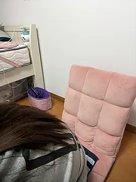 Snapshot of pantumieteruyo chatting on March 3, 2025, 1:42 pm pantumieteruyo online show from March 3, 2025, 1:42 pm