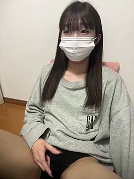 Snapshot of pantumieteruyo chatting on March 4, 2025, 1:49 pm pantumieteruyo online show from March 4, 2025, 1:49 pm