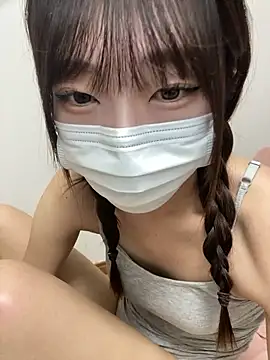 Snapshot of pantumieteruyo chatting on October 25, 2025, 2:24 pm pantumieteruyo online show from October 25, 2025, 2:24 pm