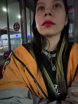 Snapshot of EemaHaruki chatting on February 18, 2025, 12:15 am EemaHaruki online show from February 18, 2025, 12:15 am