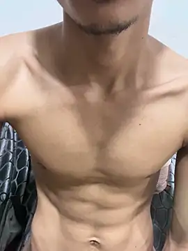 Snapshot of kingcock010 chatting on February 19, 2025, 9:58 pm kingcock010 online show from February 19, 2025, 9:58 pm