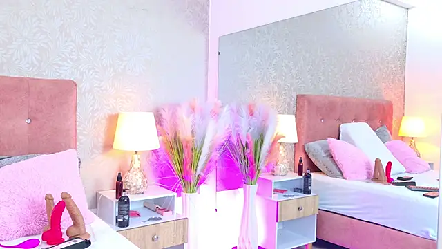 Snapshot of AlliciaKim chatting on October 13, 2025, 7:36 pm AlliciaKim online show from October 13, 2025, 7:36 pm