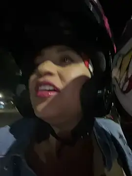 perlita05 online show from March 16, 2026, 1:11 am