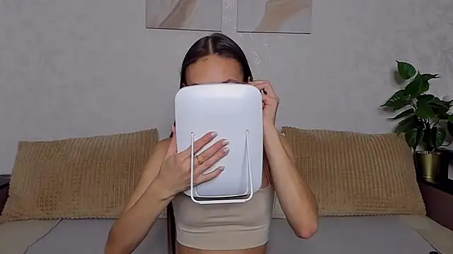 Snapshot of ChloeTeles_ chatting on January 18, 2025, 4:15 am ChloeTeles online show from January 18, 2025, 4:15 am