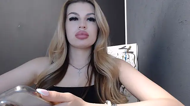 Snapshot of Your_Jessy chatting on July 27, 2026, 1:40 pm Your Jessy online show from July 27, 2026, 1:40 pm