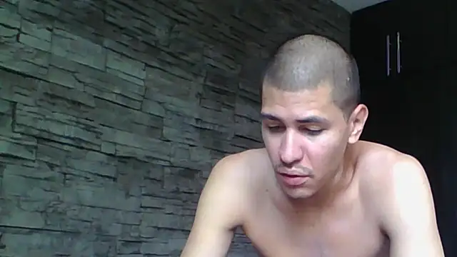 Sexylatin64 online show from July 3, 2026, 3:29 pm