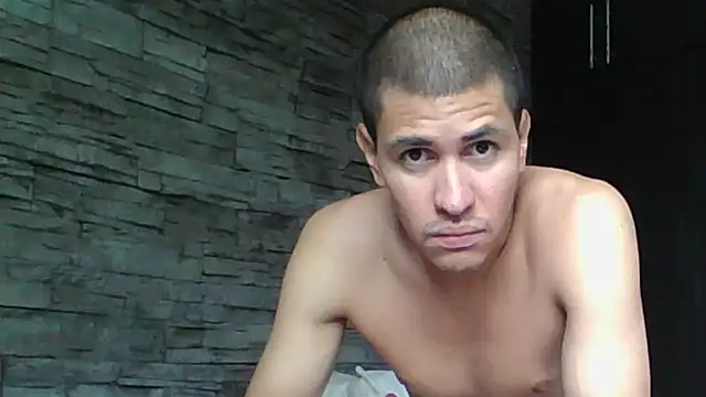 Sexylatin64 online show from July 9, 2026, 3:16 pm
