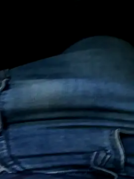 Snapshot of lm279 chatting on December 3, 2025, 5:11 pm lm279 online show from December 3, 2025, 5:11 pm