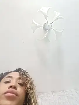 Lana-Gross online show from September 25, 2025, 2:21 pm