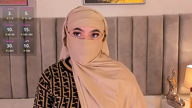 Snapshot of _malih_ chatting on January 11, 2025, 1:01 pm malih online show from January 11, 2025, 1:01 pm