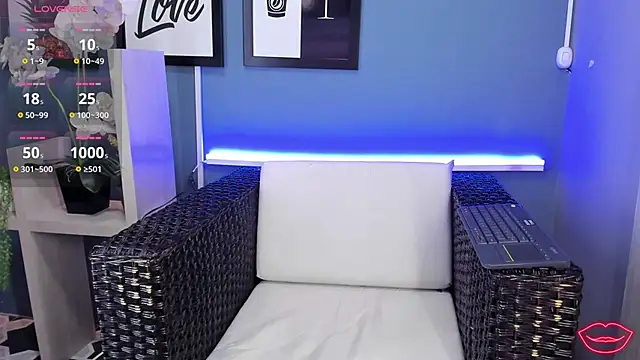 JulietaCheerr online show from December 21, 2024, 1:10 pm