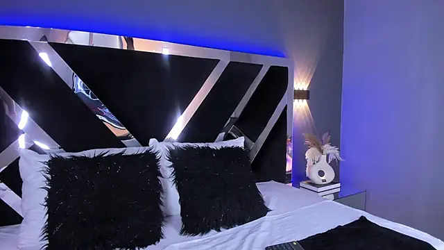 JulietaCheerr online show from January 2, 2025, 2:02 pm