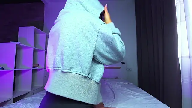 Snapshot of AddictedSabi chatting on October 20, 2025, 12:38 pm AddictedSabi online show from October 20, 2025, 12:38 pm