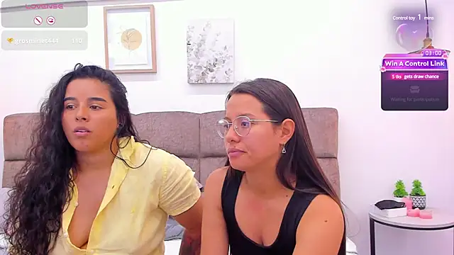 Dilan y Mia online show from March 8, 2025, 4:17 pm