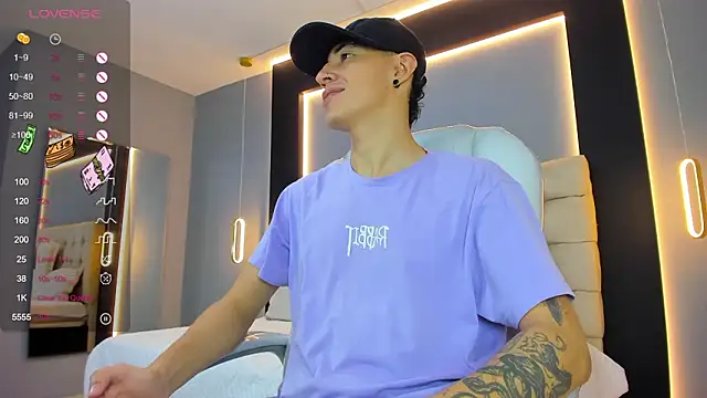 Lobo 17  online show from February 5, 2026, 3:33 am