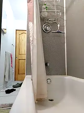 Snapshot of QcMisterv13 chatting on October 1, 2025, 2:50 am QcMisterv13 online show from October 1, 2025, 2:50 am