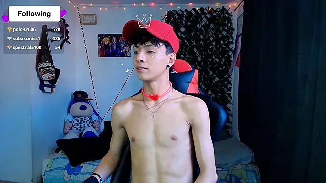 Snapshot of twink_sebas_ chatting on February 15, 2025, 7:06 pm twink sebas online show from February 15, 2025, 7:06 pm