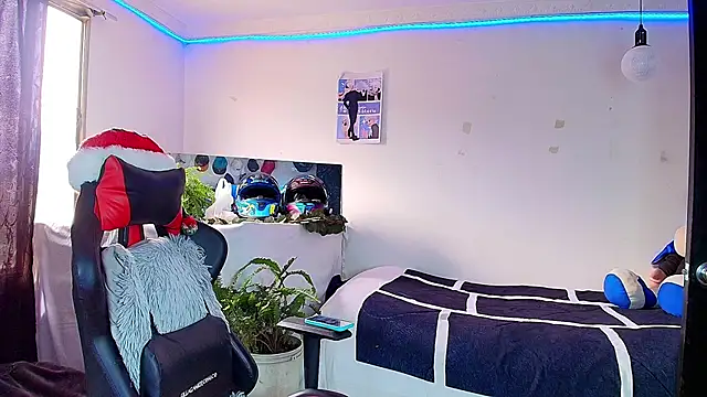 twink sebas  online show from December 20, 2025, 2:24 pm