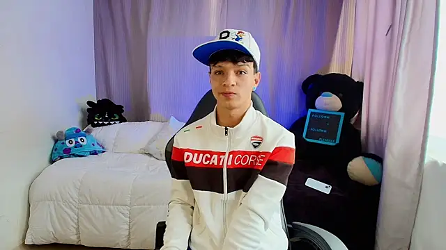 twink sebas  online show from May 3, 2026, 4:13 pm