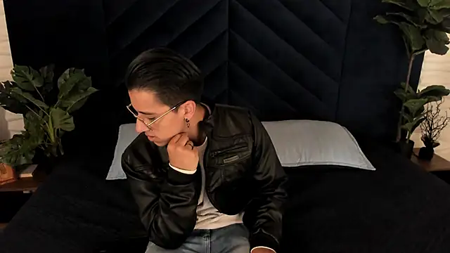 Snapshot of Andy_Joy_ chatting on October 8, 2025, 11:08 am Andy Joy online show from October 8, 2025, 11:08 am