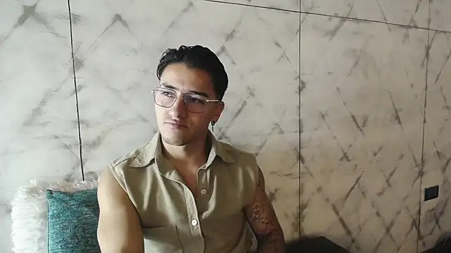 Snapshot of Andy_Joy_ chatting on October 30, 2025, 10:38 am Andy Joy online show from October 30, 2025, 10:38 am