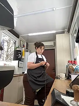 cinnabon  online show from February 18, 2025, 9:21 am