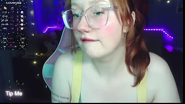 KrisTyBooBsin online show from December 21, 2024, 3:31 pm