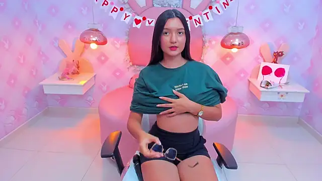 Saraa Skinny online show from February 16, 2025, 2:54 pm