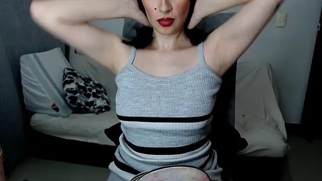 Laura-pervert online show from July 11, 2026, 12:02 am