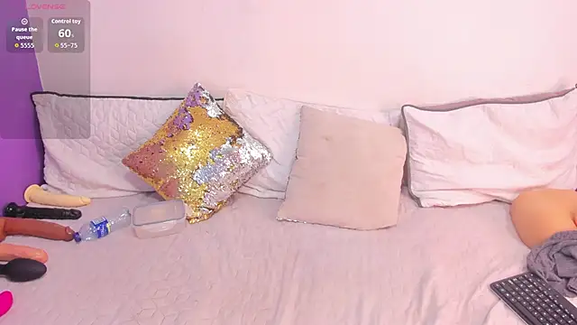 Snapshot of cookplleaser chatting on October 18, 2025, 11:33 am cookplleaser online show from October 18, 2025, 11:33 am