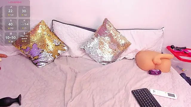 Snapshot of cookplleaser chatting on October 20, 2025, 11:32 am cookplleaser online show from October 20, 2025, 11:32 am