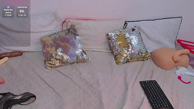 Snapshot of cookplleaser chatting on November 12, 2025, 11:21 am cookplleaser online show from November 12, 2025, 11:21 am