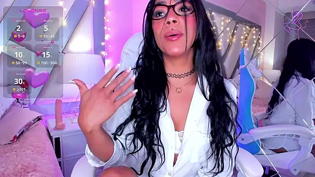 Snapshot of Amber_villalobos_ chatting on January 25, 2025, 9:57 am Amber villalobos online show from January 25, 2025, 9:57 am