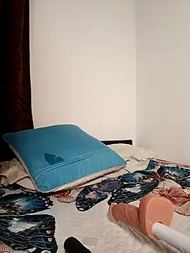 Snapshot of Kim_19 chatting on November 19, 2025, 8:03 am Kim 19 online show from November 19, 2025, 8:03 am