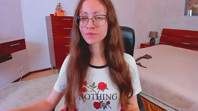 Pantyhose Mila online show from October 22, 2025, 7:24 pm