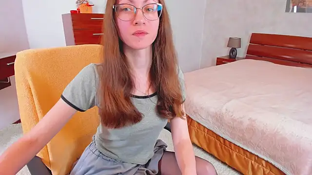 Pantyhose Mila online show from April 30, 2026, 8:04 pm