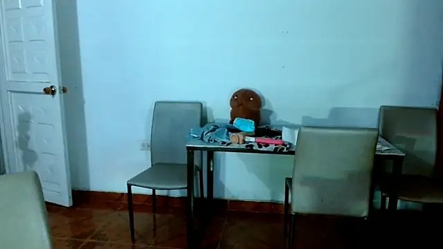 naihroby online show from February 24, 2025, 4:16 am