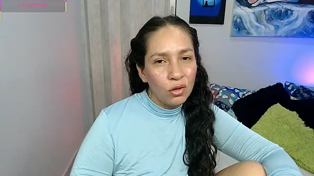 Snapshot of naihroby chatting on March 24, 2026, 5:12 am naihroby online show from March 24, 2026, 5:12 am
