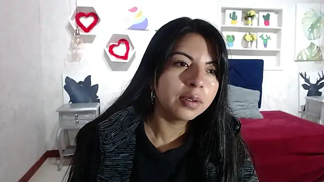 CarolineBrunx online show from November 2, 2025, 4:37 am