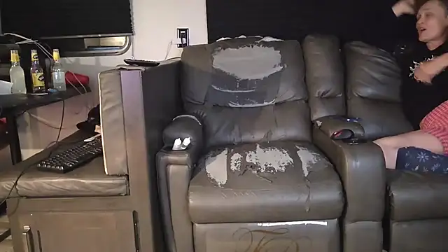 Snapshot of Cobra500hp chatting on November 25, 2025, 8:25 am Cobra500hp online show from November 25, 2025, 8:25 am