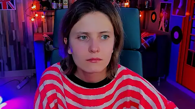 Snapshot of LolaAsmus chatting on January 8, 2025, 2:14 pm LolaAsmus online show from January 8, 2025, 2:14 pm