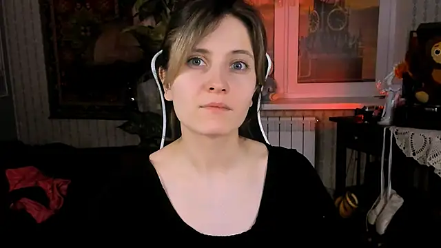 Snapshot of LolaAsmus chatting on January 10, 2025, 5:15 am LolaAsmus online show from January 10, 2025, 5:15 am